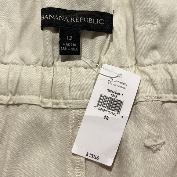 NWT Banana Republic Evie Wide Leg Paperbag Pant Size 12. (580446) - Picture 4 of 9
